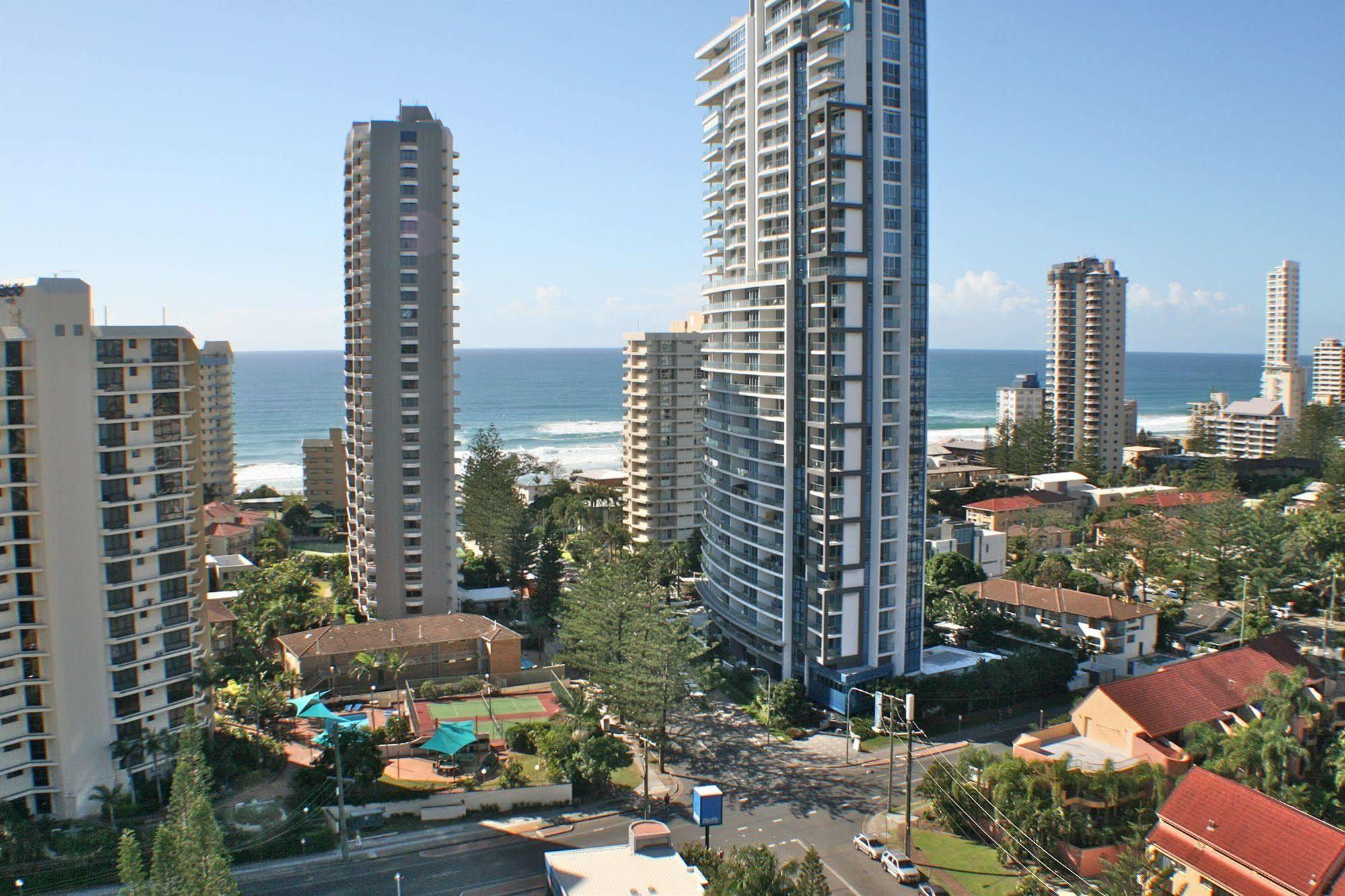 Anacapri Holiday Resort Apartments Surfers Paradise Exterior photo