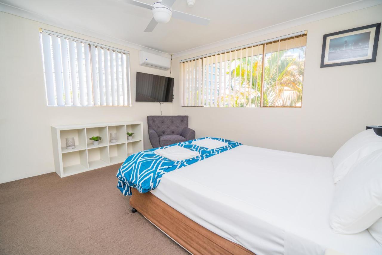 Anacapri Holiday Resort Apartments Surfers Paradise Exterior photo